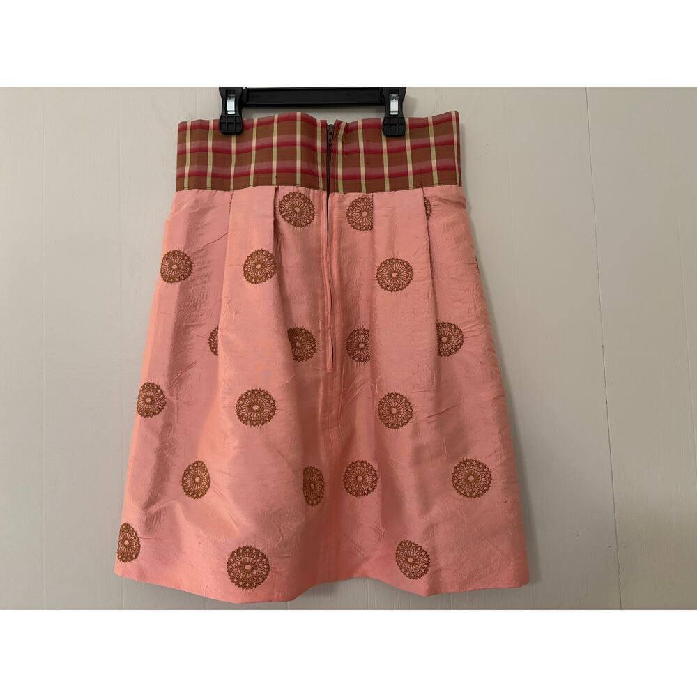 Lew Greene Private Collection Size 2 Pink Embroidered Pleated Silk Skirt